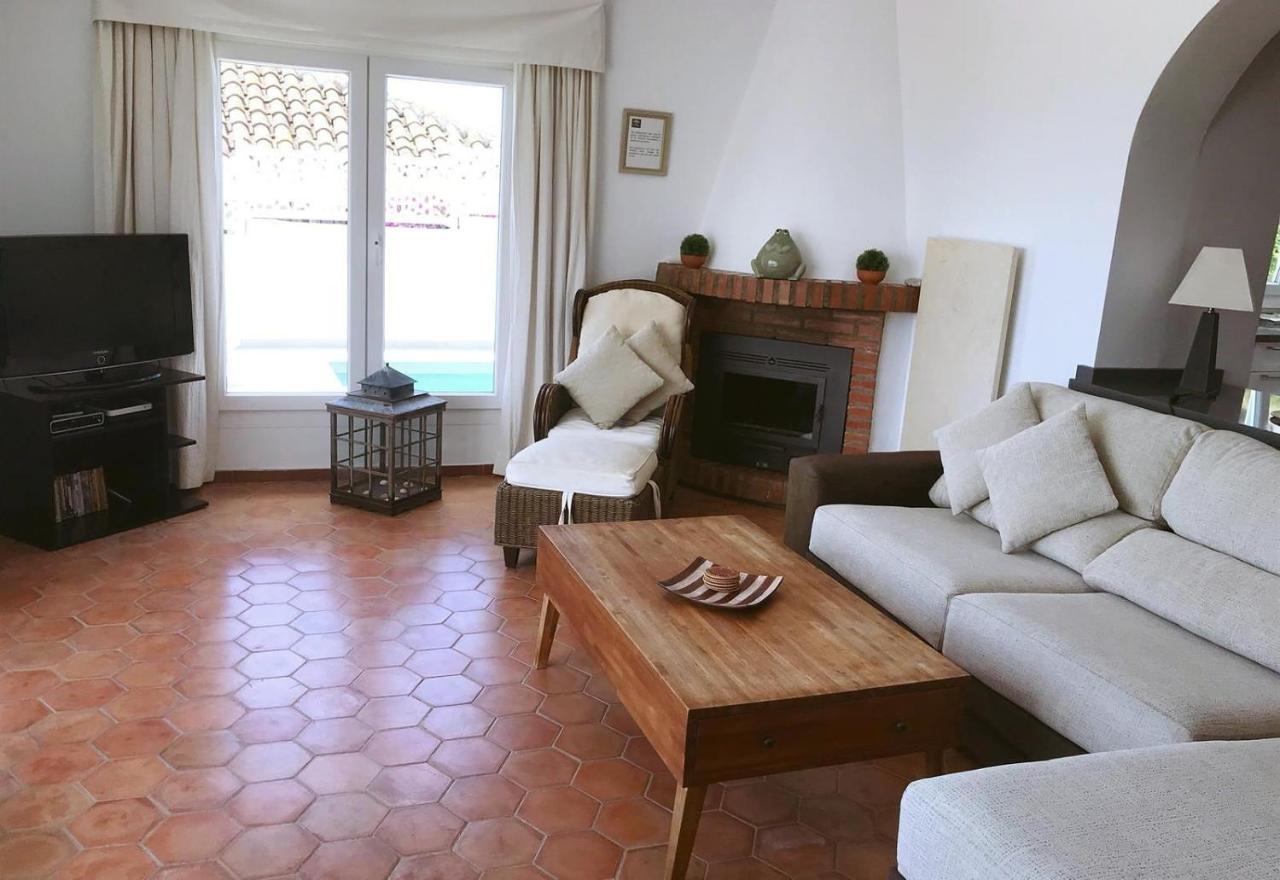Villa La Chinita ネルハ エクステリア 写真